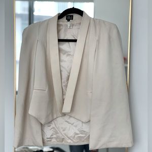 Very J Cream Beige Nude Cape Blazer